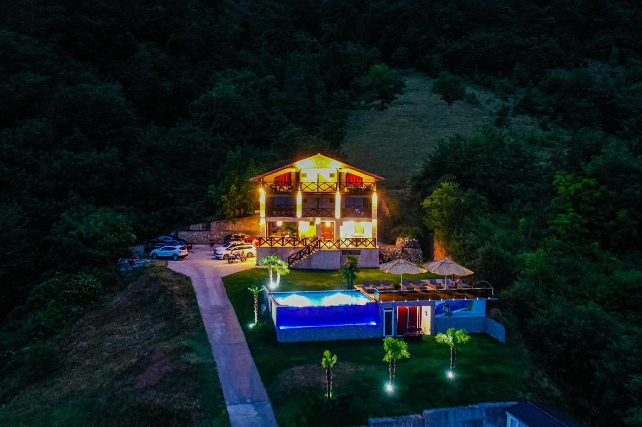 Rex Infinity View 4* Cazanele Dunarii Dunatölgyes Kültér fotó
