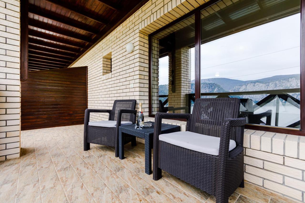 Rex Infinity View 4* Cazanele Dunarii Dunatölgyes Kültér fotó