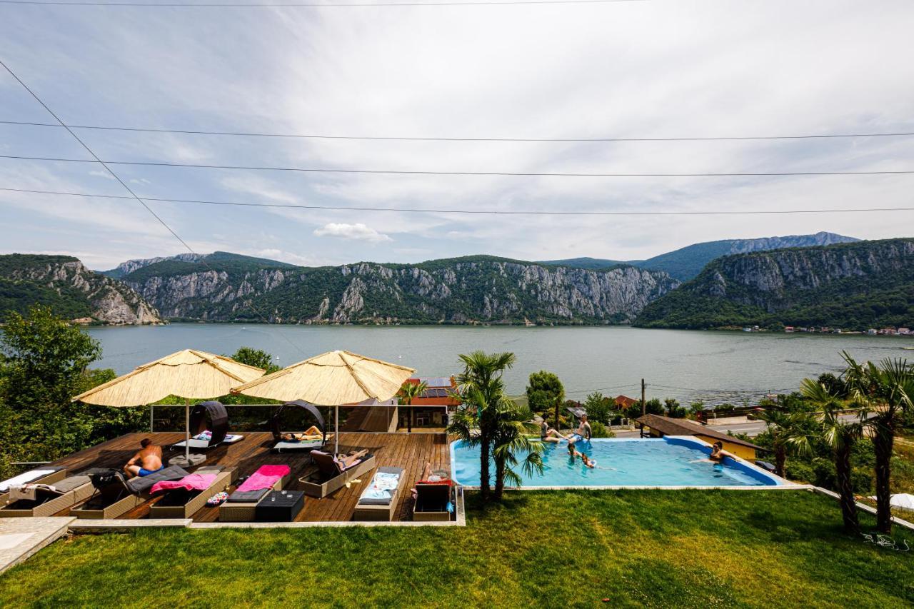 Rex Infinity View 4* Cazanele Dunarii Dunatölgyes Kültér fotó